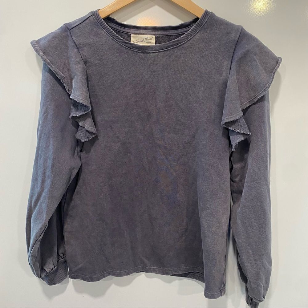 Universal Thread gray ruffle sleeve sweatshirt size small